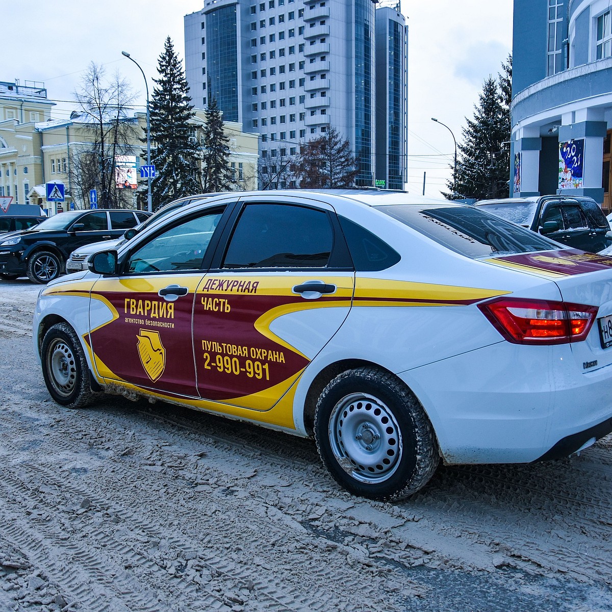 В Новосибирске гэбээровцы защитили дедушку: воры избивали его прямо на  улице - KP.RU