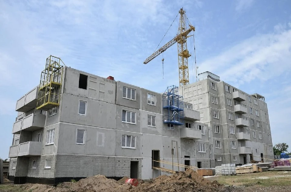 В Мариуполе возводят современные жилые кварталы и восстанавливают дома. Фото: Минстрой ДНР