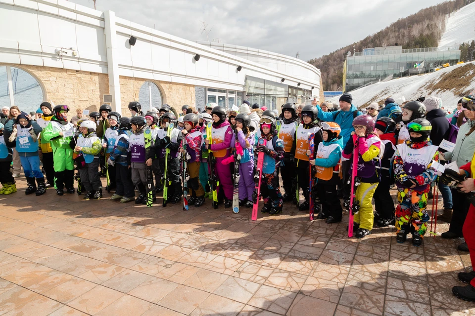 Юные спортсмены-горнолыжники стали участниками проекта «Снежный класс»