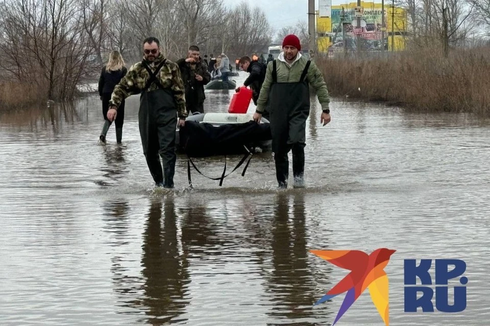 Подтоплено уже 2015 приусадебных участков, 1535 домовладений.