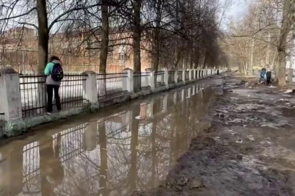 Так пятиклассница из Ярославля идет в школу. ФОТО: ОНФ по Ярославской области