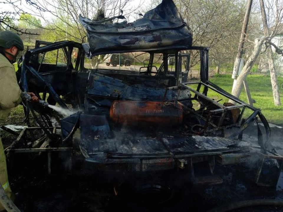 В Теткино в результате атаки дрона-камикадзе сгорел автомобиль газовой службы