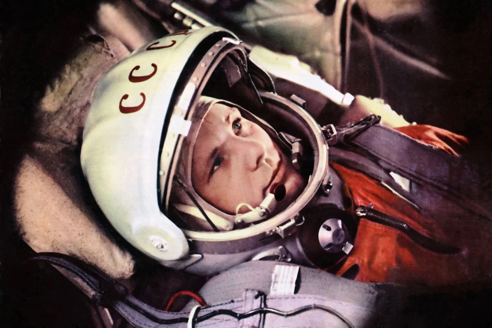 В 1961 году космонавт Гагарина на корабле-спутнике отправится в космическое пространство