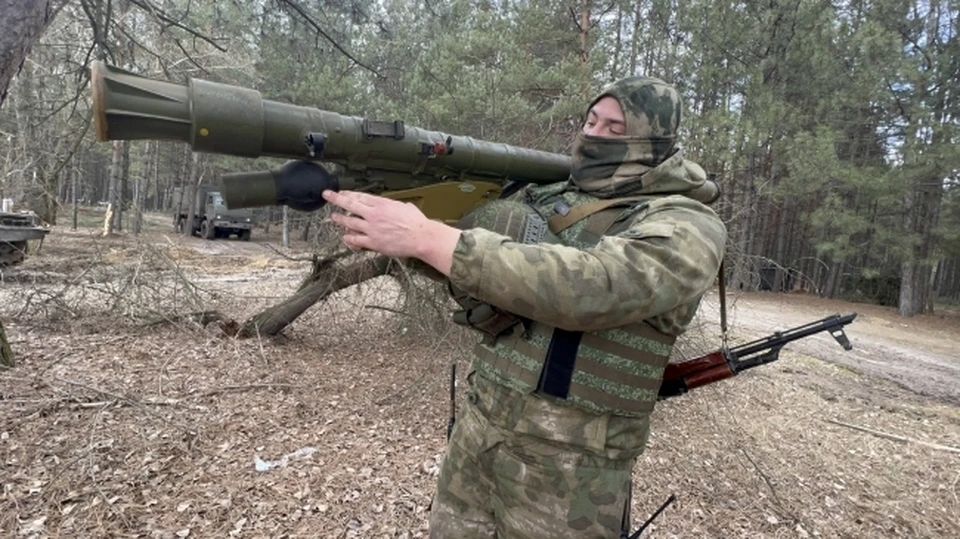 Бойцы войск ПВО отмечают профессиональный праздник