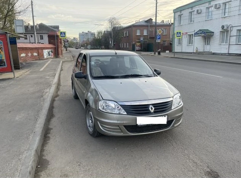 Мужчина не пропустил пешехода на "зебре"