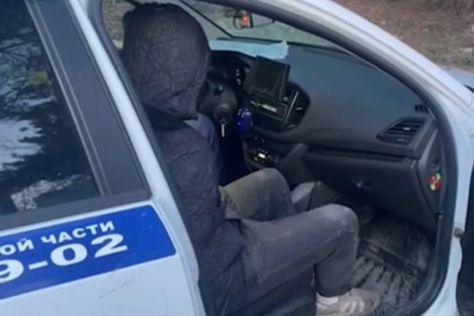 За рулем угнанного автомобиля находился 16-летний парень. Фото: пресс-служба УМВД по Екатеринбургу