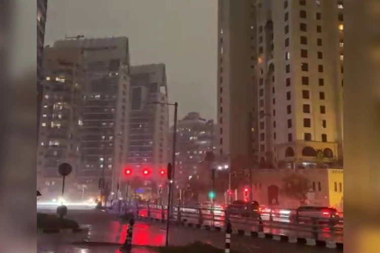 «Здесь за деньги вызывают искусственные дожди, но этот был настоящий»: уроженка Барнаула - о пережитом шторме в Дубае