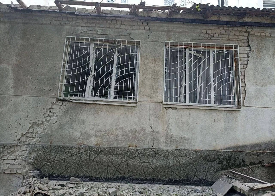 Боевики ВСУ нанесли удар по поликлинике в Каховке Херсонской области. ФОТО: минздрав Херсонской области