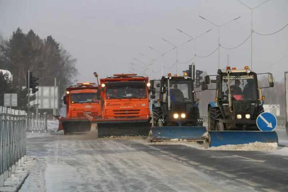 Последствия снегопада ликвидируют на дорогах Иркутской области 21 апреля
