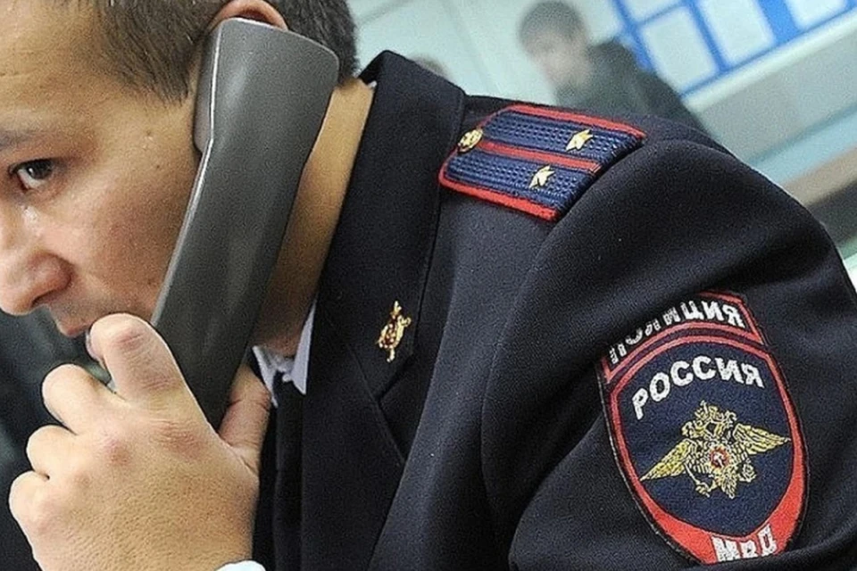 В Подмосковье обнаружены радиостанция советского производства и чемодан