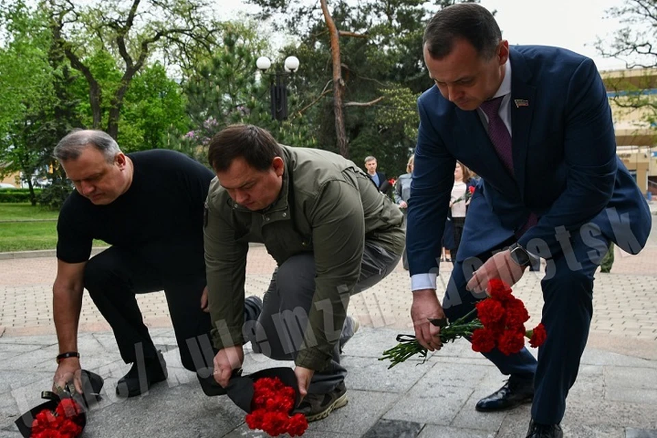 В Донецке почтили память ликвидаторов и жертв аварии на Чернобыльской АЭС. Фото: ТГ/Кулемзин