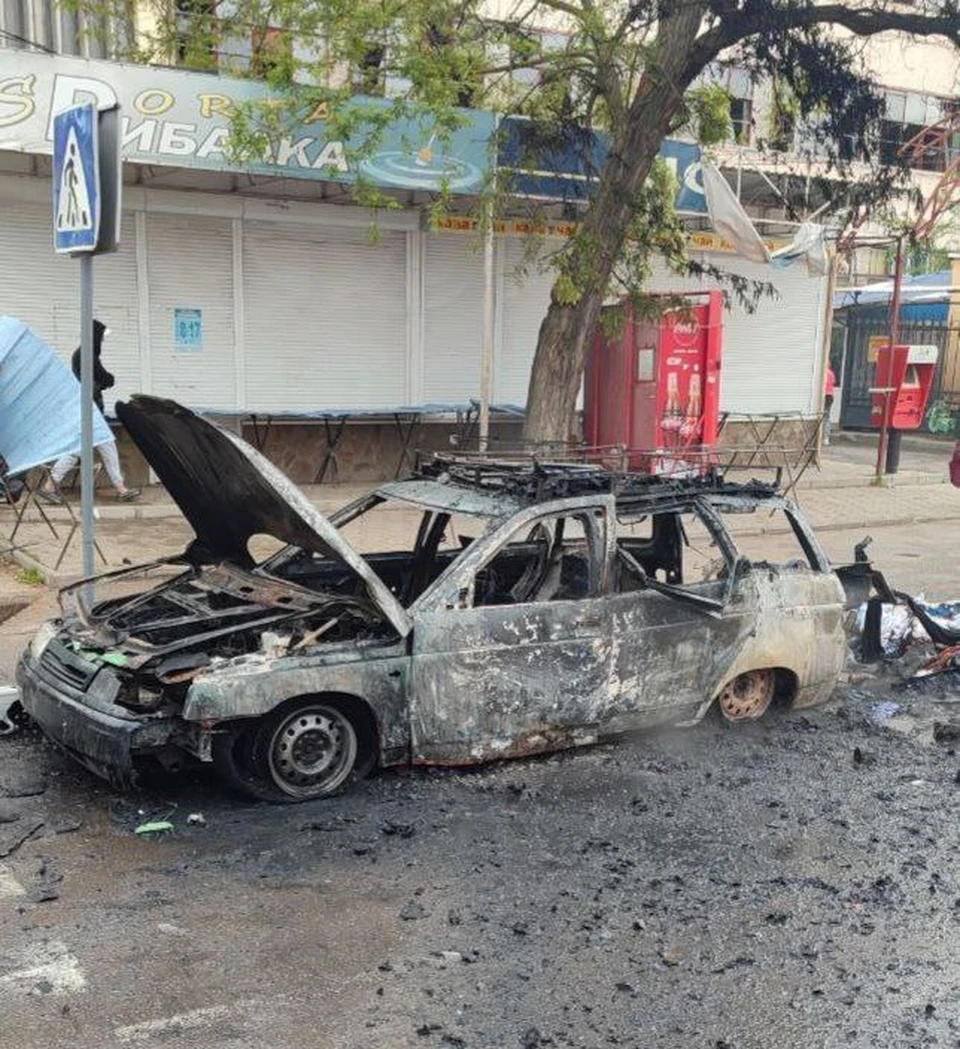 В результате удара ВСУ уничтожен автомобиль жителя Новой Каховки. Фото: ТГ-канал Владимира Сальдо
