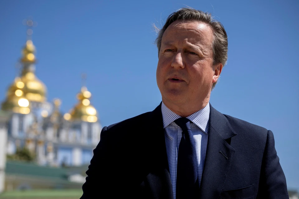 Министр иностранных дел и экс-премьер Великобритании Дэвид Кэмерон в Киеве.