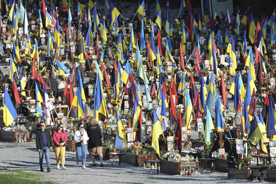 Cамым безопасным местом на Украине станут кладбища. Во всех смыслах