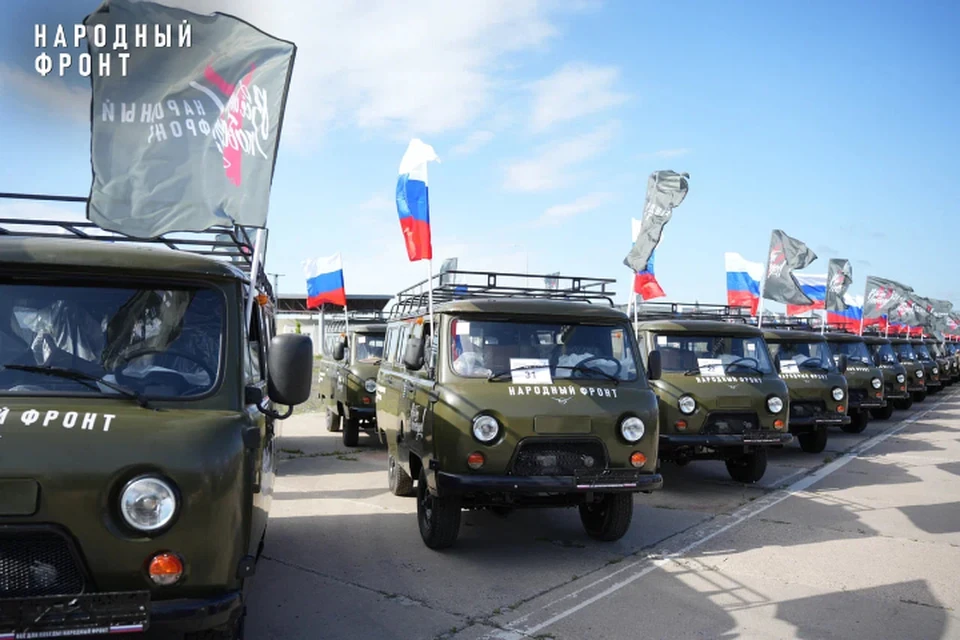 Поддержать бойцов приехали свыше ста представителей «Народных полков» из 30 регионов России
