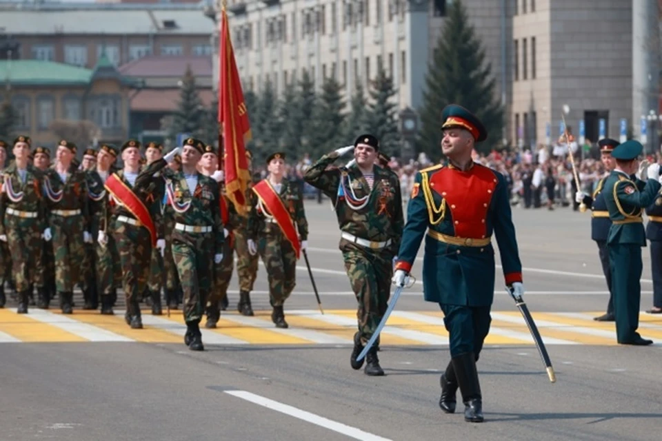Жители и гости Луганска 9 мая смогут увидеть парад Победы, который состоится в Москве, на большом экране