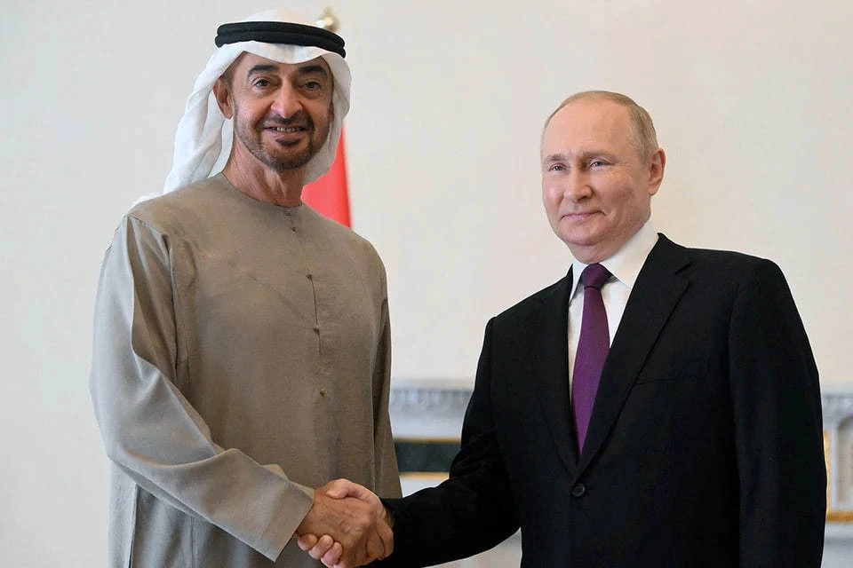 Президент ОАЭ поздравил Владимира Путина с инаугурацией