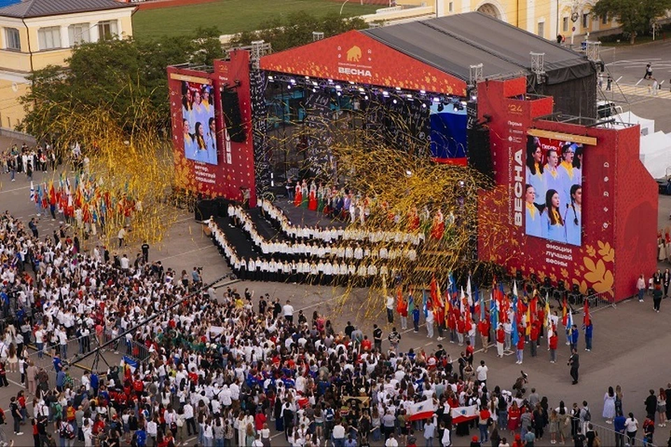 В крае ежегодно проводятся масштабные молодежные мероприятия. Фото: https://t.me/VVV5807