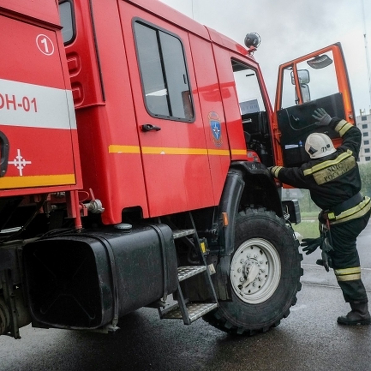 В Красной Поляне сгорел двухэтажный частный дом - KP.RU