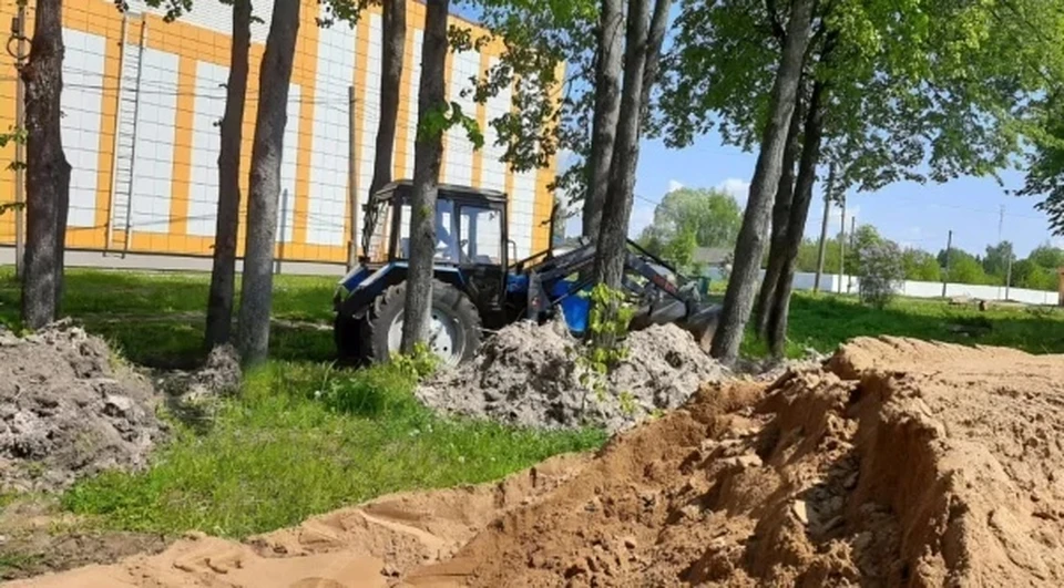 В Барятино благоустраивают парк Победы