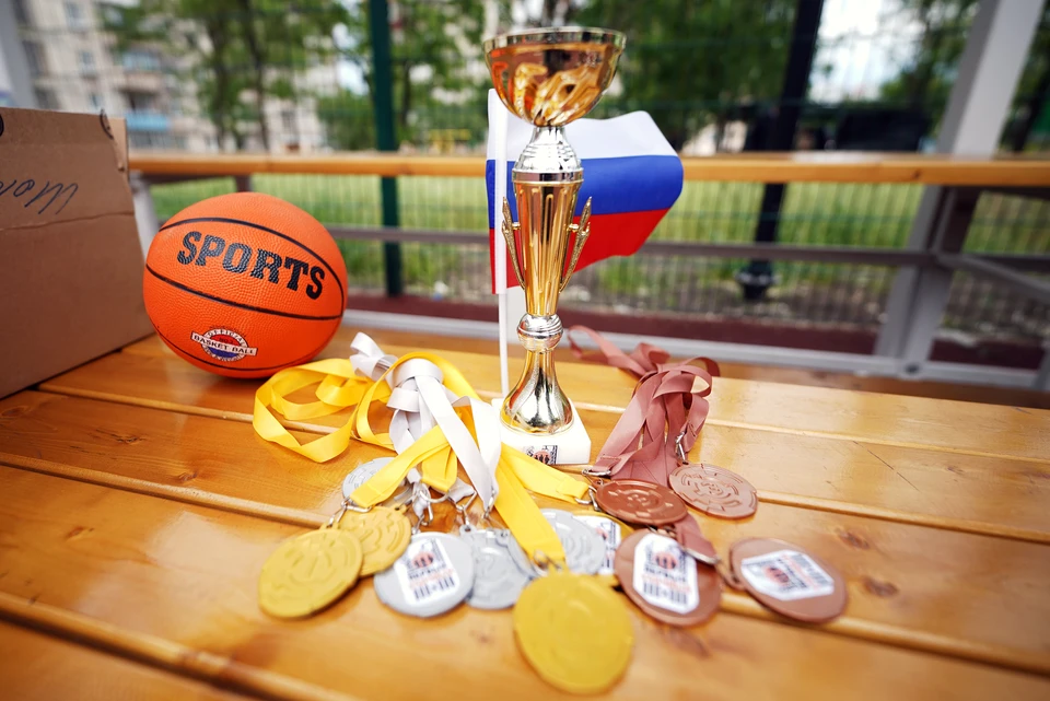 В Мариуполе организовали первый уличный чемпионат по баскетболу для игроков из разных городов ДНР