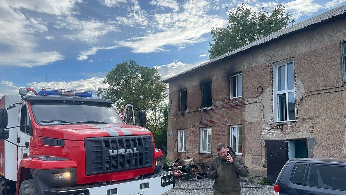 В пожаре под Новосибирском погибли двое детей - KP.RU