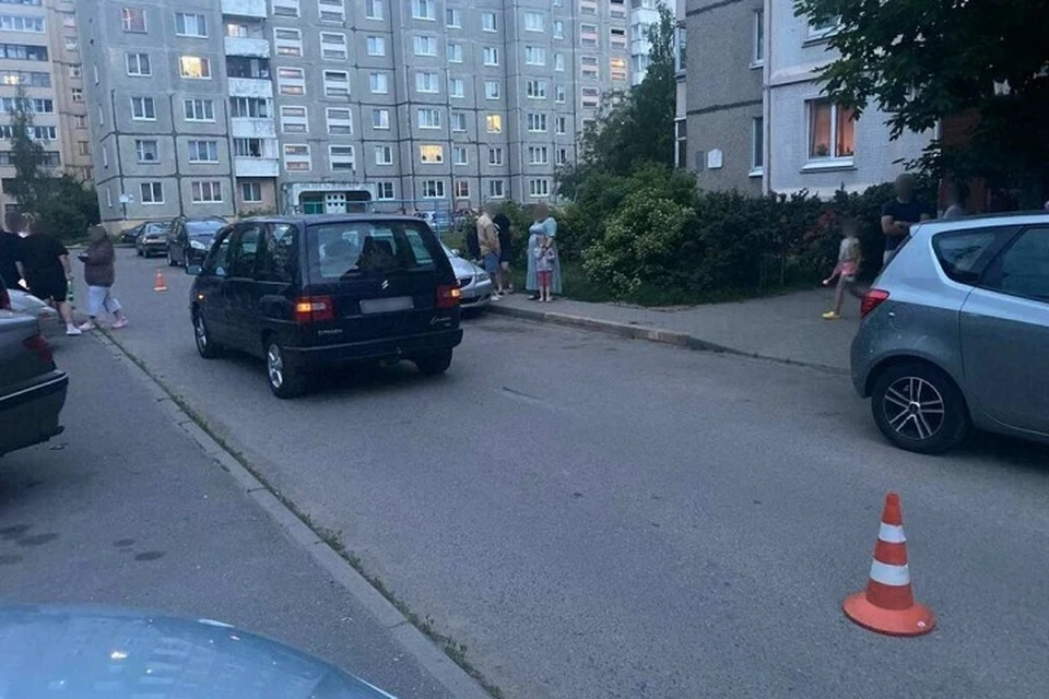 В Минском районе автомобилист во дворе наехал на 7-летнюю девочку. Фото: ГАИ УВД Минрайисполкома.