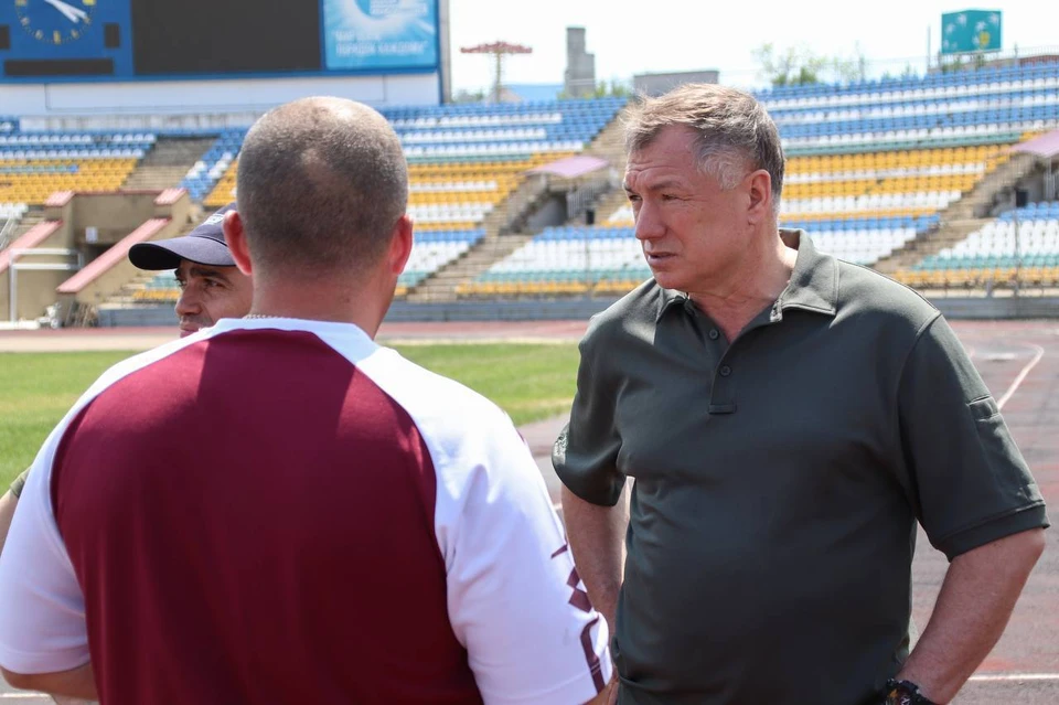 В Луганске планируют отреставрировать стадион "Авангард". Фото - тг-канал Марата Хуснуллина