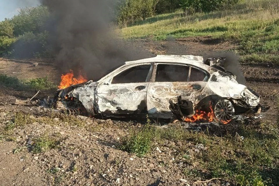 В Станично-Луганском и Краснодонском районах ЛНР произошли ДТП, в результате которых погибли водители автомобилей ВАЗ 2101 и BMW 740 L. Фото - ГАИ ЛНР