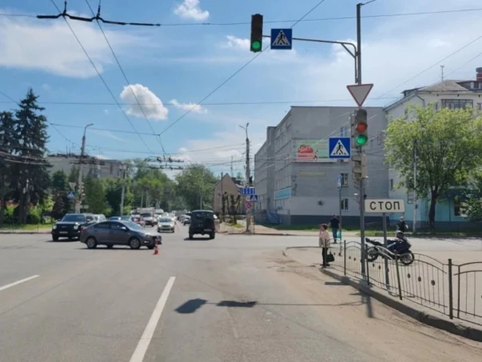 В Калуге мотоциклист разбился на улице Ленина