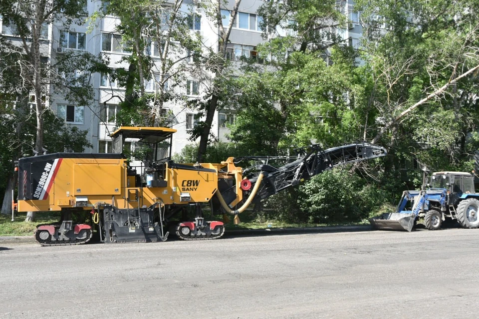 Ульяновские подрядчики приступили к обновлению покрытия проезжей части на Орлова. ФОТО: администрация Ульяновска