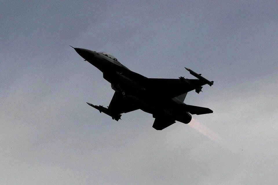 Минобороны Китая призвало США отменить продажу Тайваню запчастей для F-16