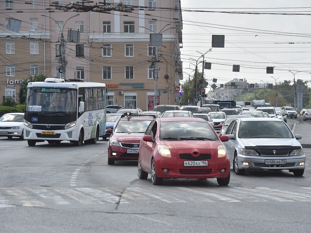 В Омске откроют новый кольцевой автобусный маршрут с 1-й Учхозной - KP.RU