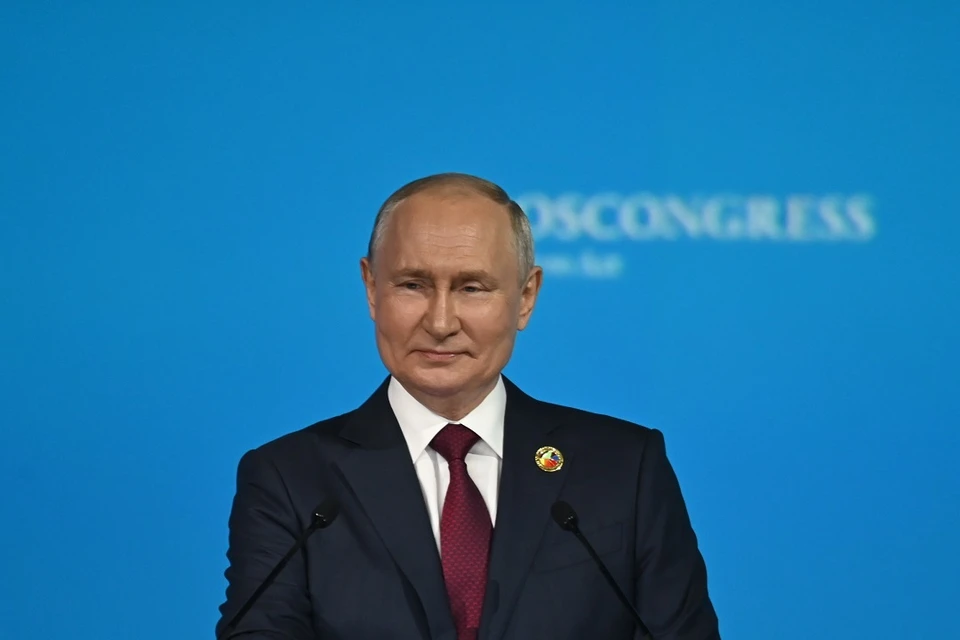 В Новосибирске продают автограф Владимира Путина за 900 тысяч рублей.