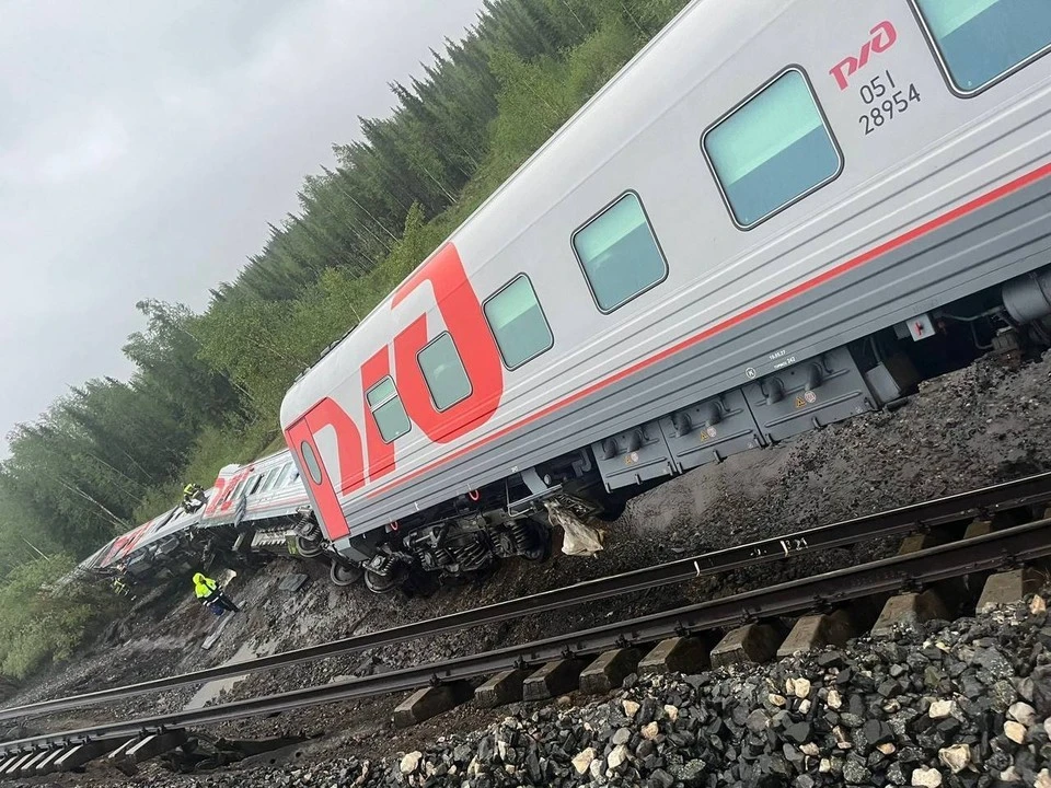 Родственникам погибших при сходе поезда Воркута – Новороссийск выплатят компенсации.