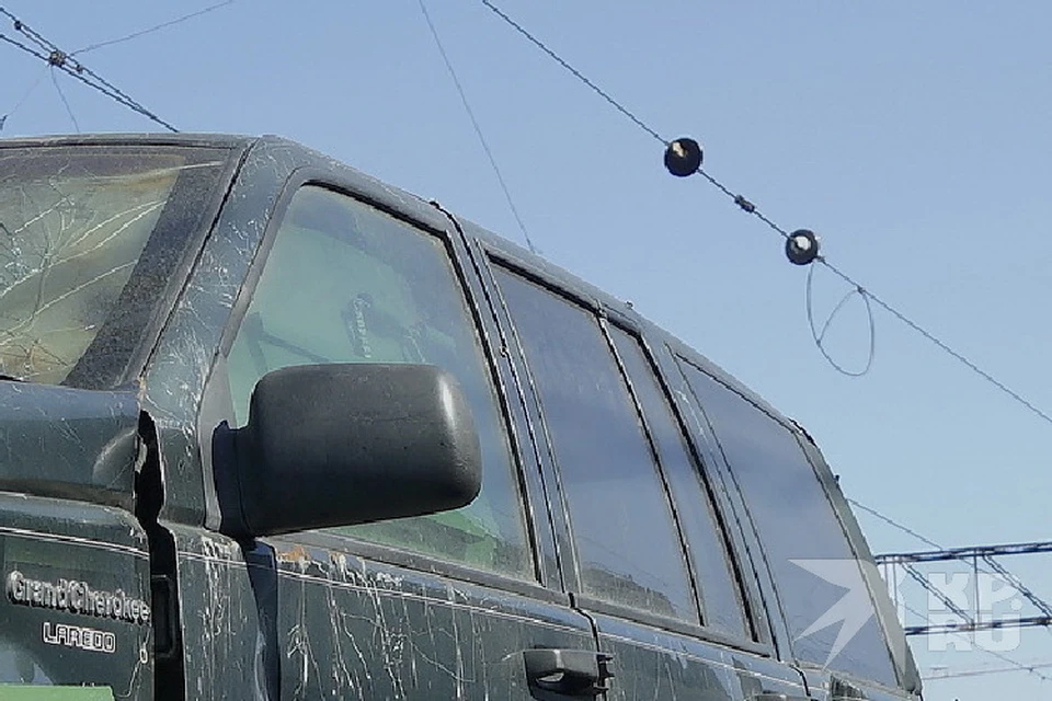 Погиб 45-летний водитель Jeep Cherokee в ДТП с фурой в Рязанском районе.