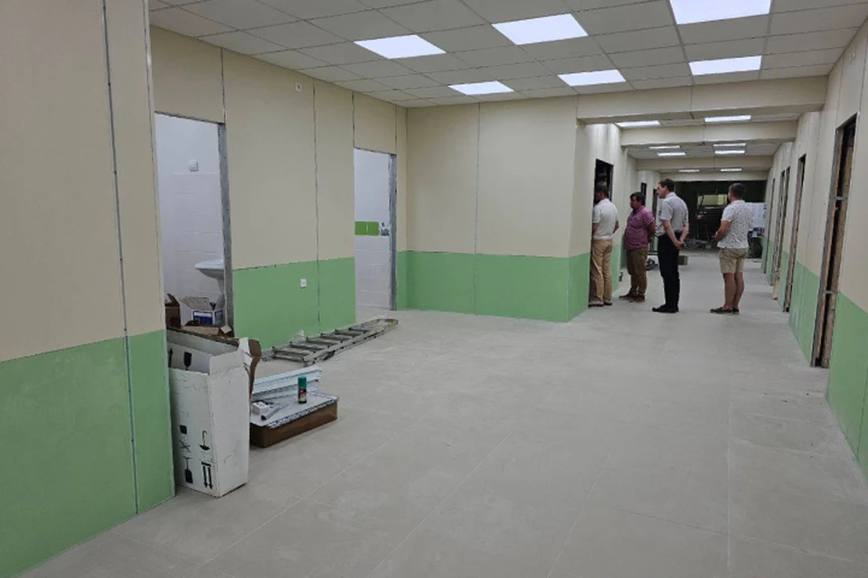 Работы планируется завершить к началу учебного года. Фото: t.me/dmitrii_kurdiumov