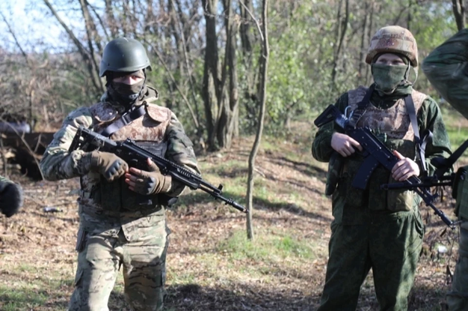 Боевые действия происходили в районах населенных пунктов Работино, Пятихатки Запорожской области, а также Никольское и Разлив Херсонской области.