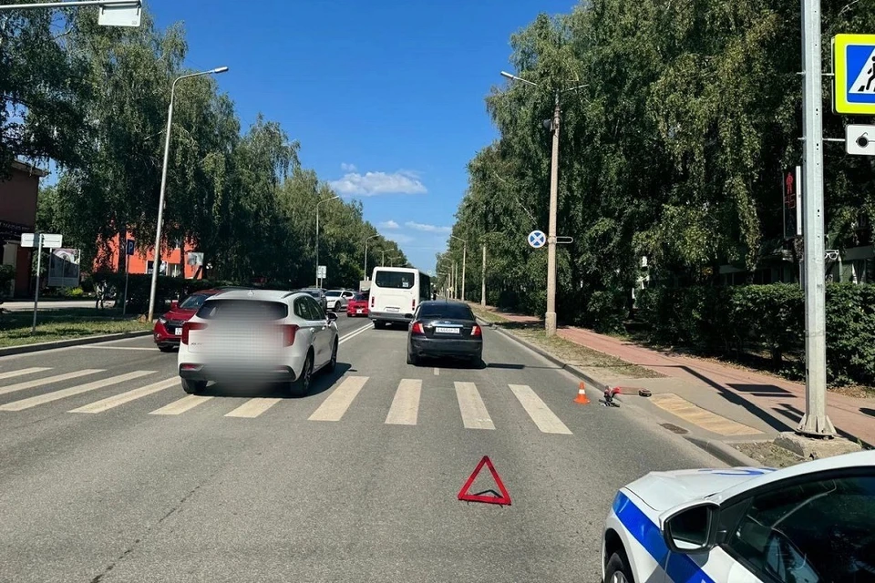 В Новосибирске девушка на «Субару» сбила ребенка на самокате. Фото: Госавтоинспекция Новосибирской области