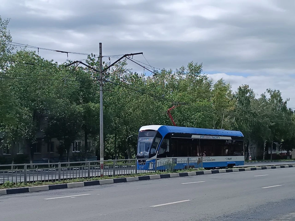 В Ульяновске на повороте с улицы Минаева на Железную Дивизию сломался трамвай. Фото телеграм-канал Трамвайные хроники