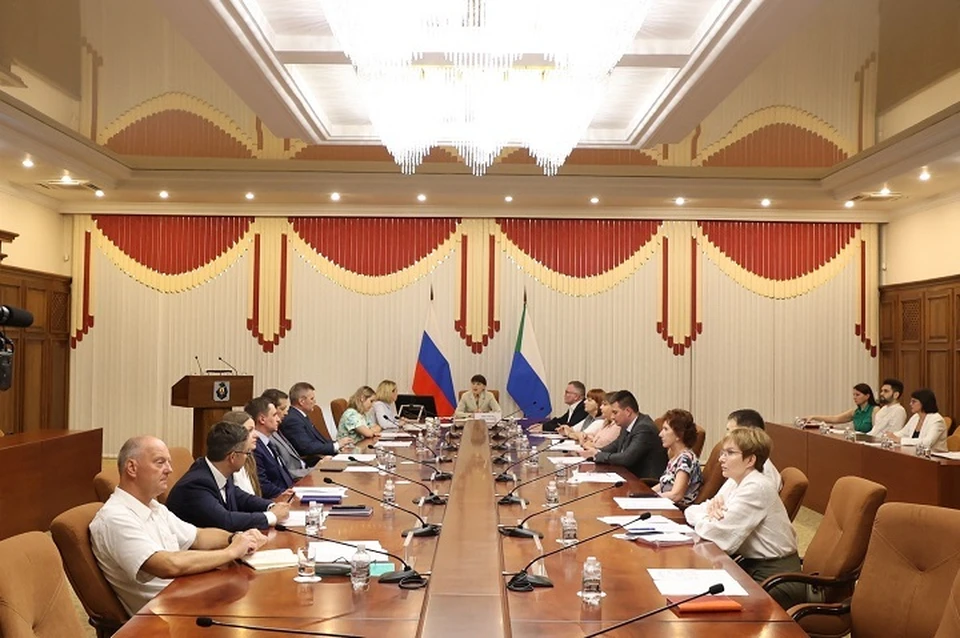 Российская сторона была представлена широким составом