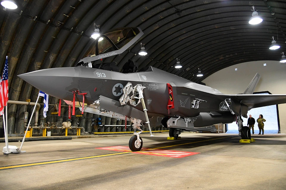 Удары нанесли 12 истребителей новейшего поколения F-35I Adir.