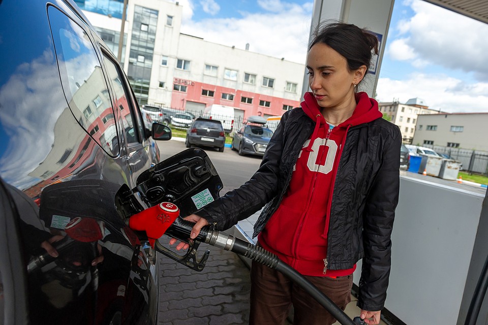 Оптовая стоимость бензина идет на рекорд: Что будет с ценами на заправках