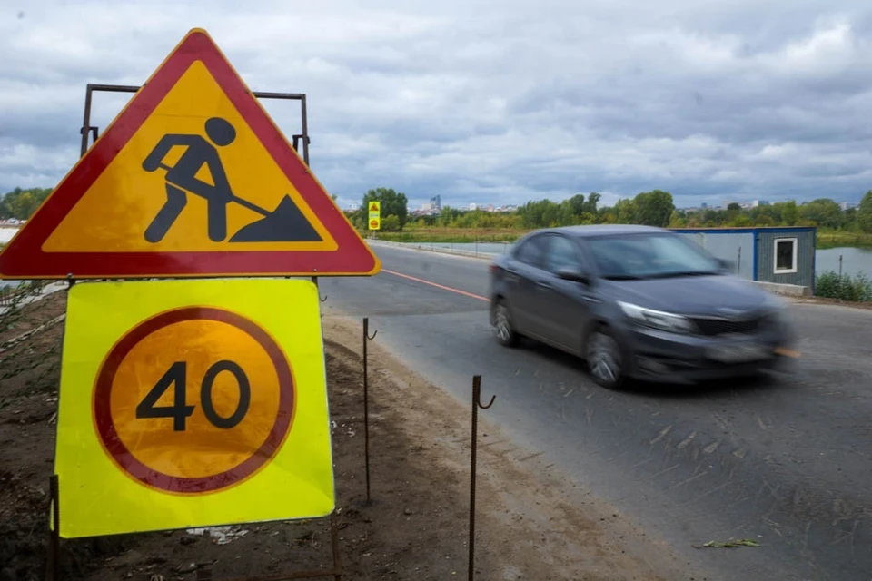 В этом году будет отремонтировано более 160 км автомобильных дорог областного и местного значения.