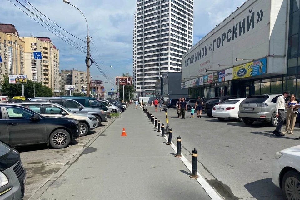 В Новосибирске молодой самокатчик сбил женщину на тротуаре. Фото: Госавтоинспекция Новосибирской области