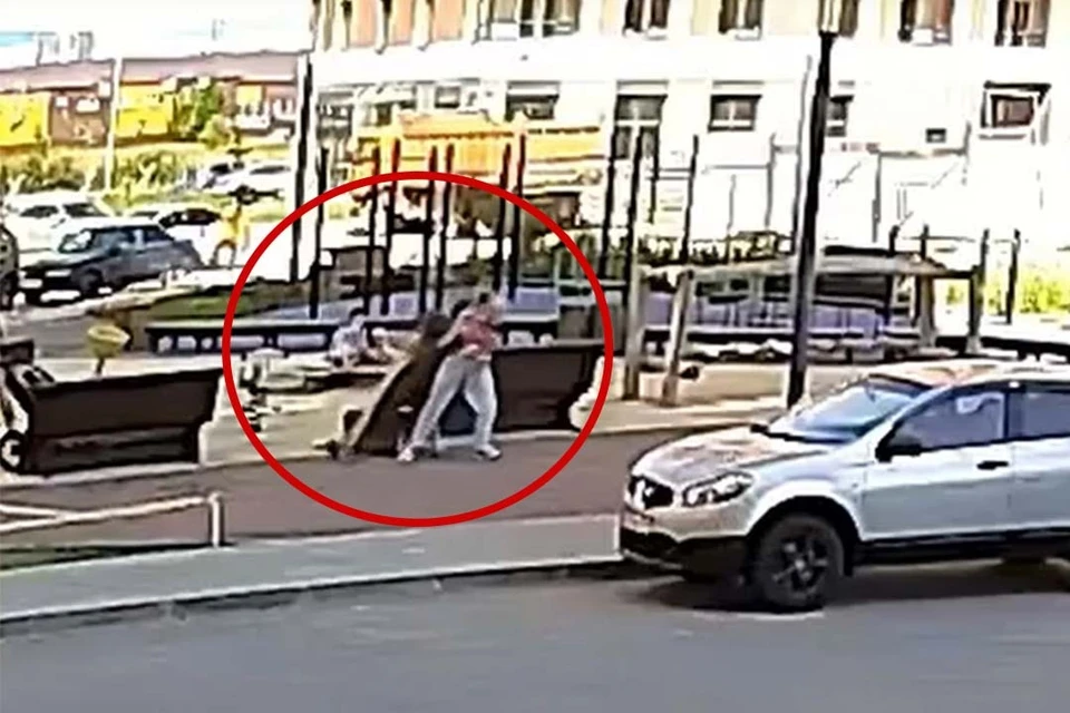 Похищение произошло днем на детской площадке под Петербургом. Фото: личная страница в соцсети героя публикации