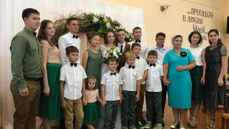Многодетная семья Быковых.