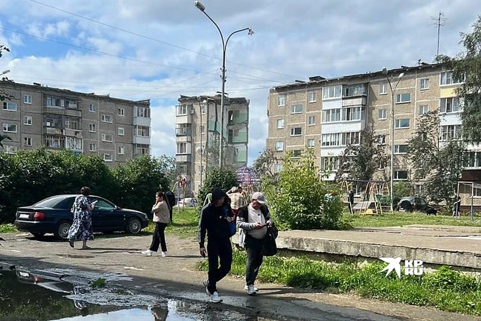 В Нижнем Тагиле рухнул подъезд пятиэтажки. Фото: читатель КП-Екатеринбург