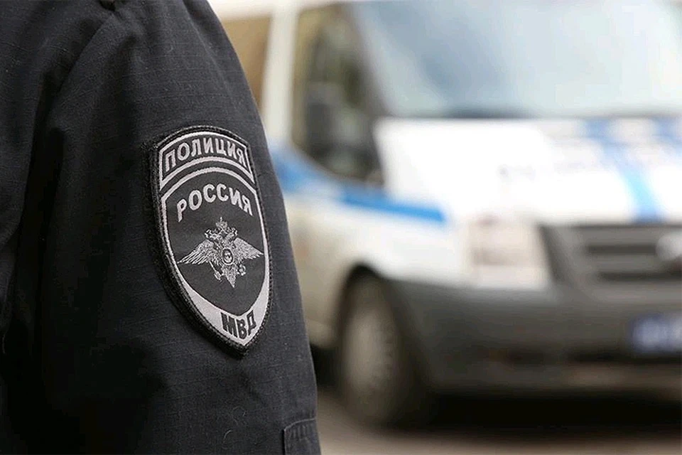 Скелет в спортивных штанах и куртке нашли у колодца в Санкт-Петербурге