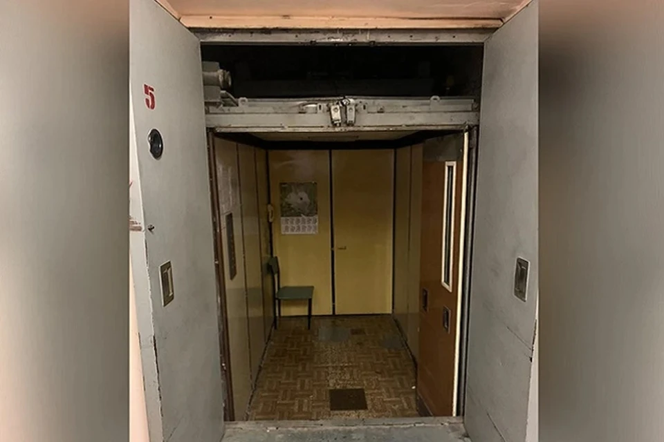 Кабина лифта рухнувшего лифта. Фото: СУ СКР по Пермскому краю